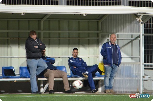 הפנים אומרות הכל, אנשי הרצליה (ויסאם מוואסי)